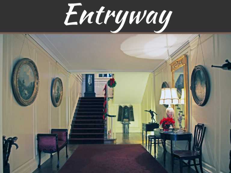 Having A Tiny Entryway – Accessories To Decorate In A Perfect Manner