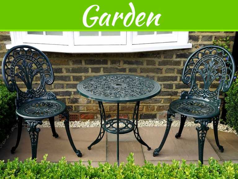 Made For Hosting: 5 Tips for Personalizing Your Backyard