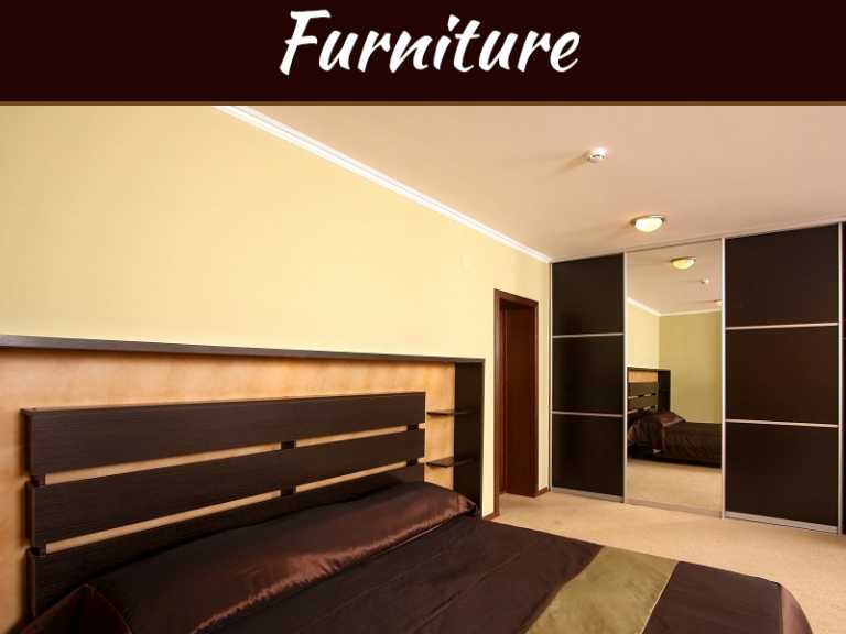 Top Points to Consider while Purchasing Doors for Wardrobe