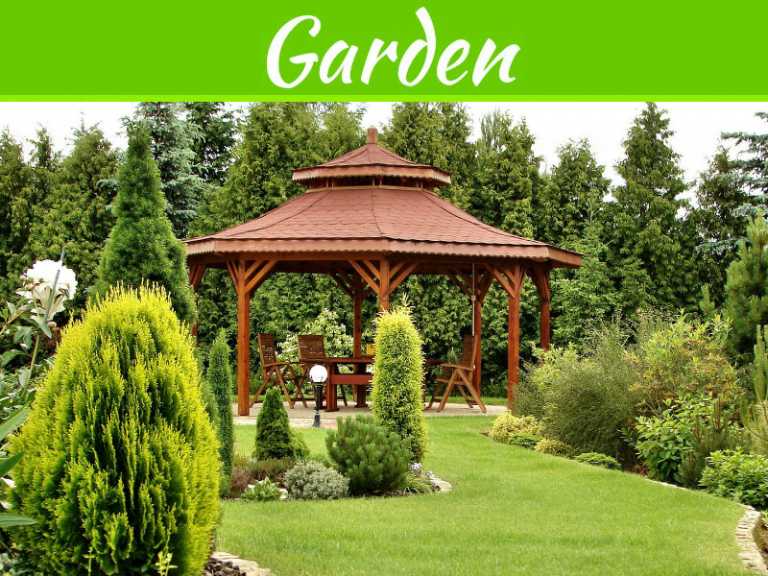 4 Ways To Turn Your Backyard Into A Personal Retreat This Spring