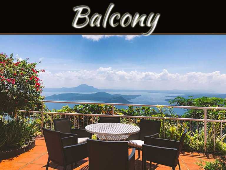 Transforming Your Tiny Balcony Into The Ultimate Date Night Space